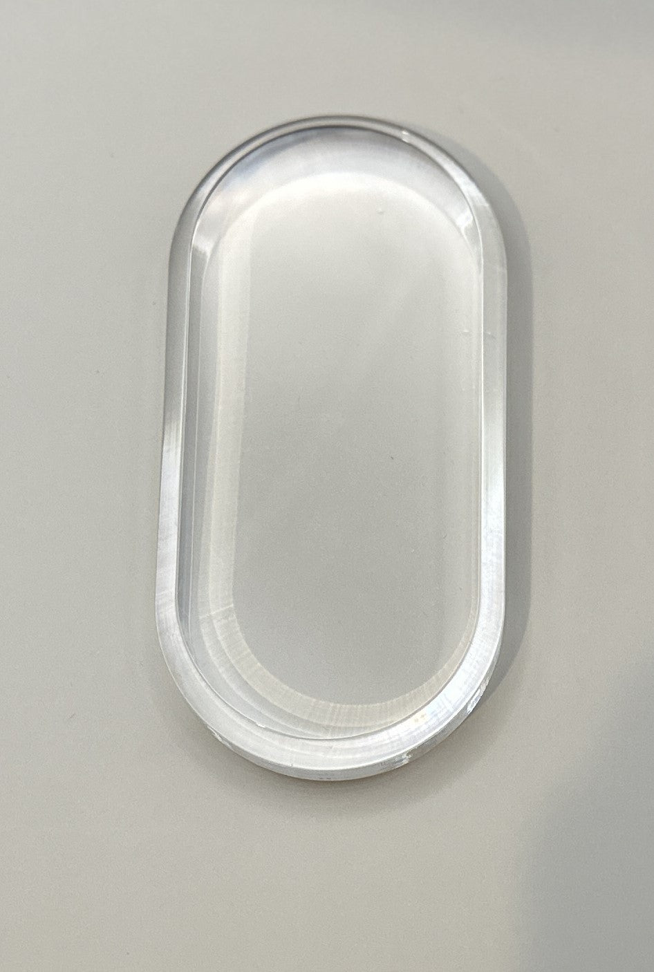 Clear Acrylic Oval Base 9"